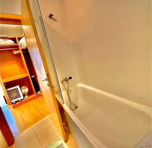 Charming Flat In Chiado-lisbon *