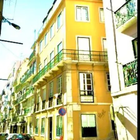 Charming Flat In Chiado-lisbon 公寓 *