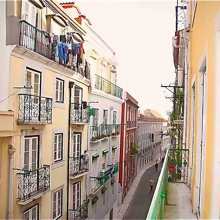 Апартаменты Charming Flat In Chiado-lisbon