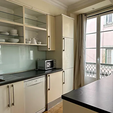 Apartment Charming Flat In Chiado-lisbon