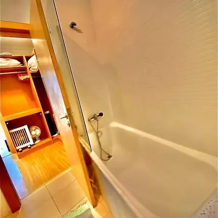 Charming Flat In Chiado-lisbon *